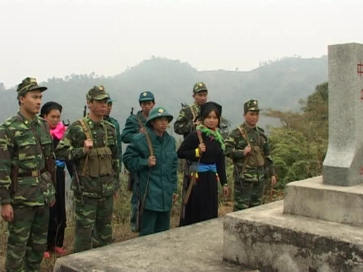 Bộ đội Biên phòng Hà Giang tăng cường phối hợp, đấu tranh buôn bán người qua biên giới (22/5/2018)